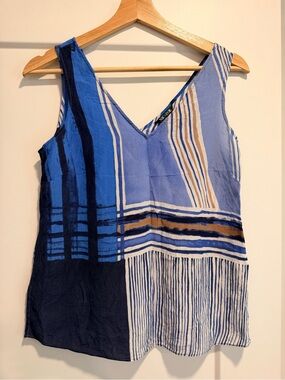 NIC+ZOE Blue and Navy Striped V-Neck Sleeveless Top